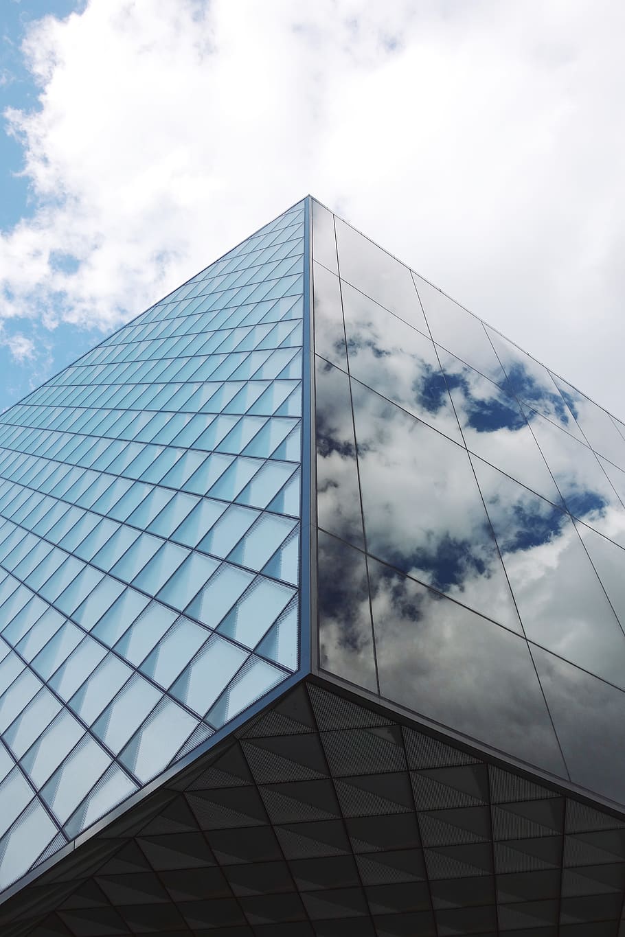 reflection, spiegelung, design, building, berlin, cloud, sky HD wallpaper